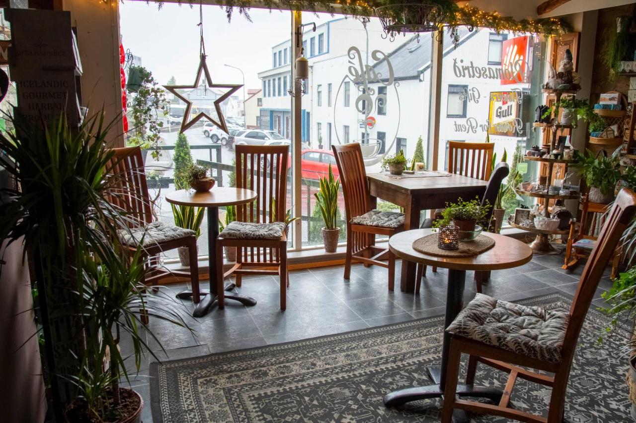 Private And Peaceful One Bedroom Apartments 보르가네스 외부 사진