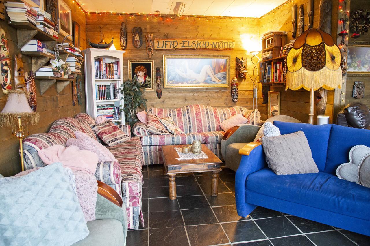 Private And Peaceful One Bedroom Apartments 보르가네스 외부 사진