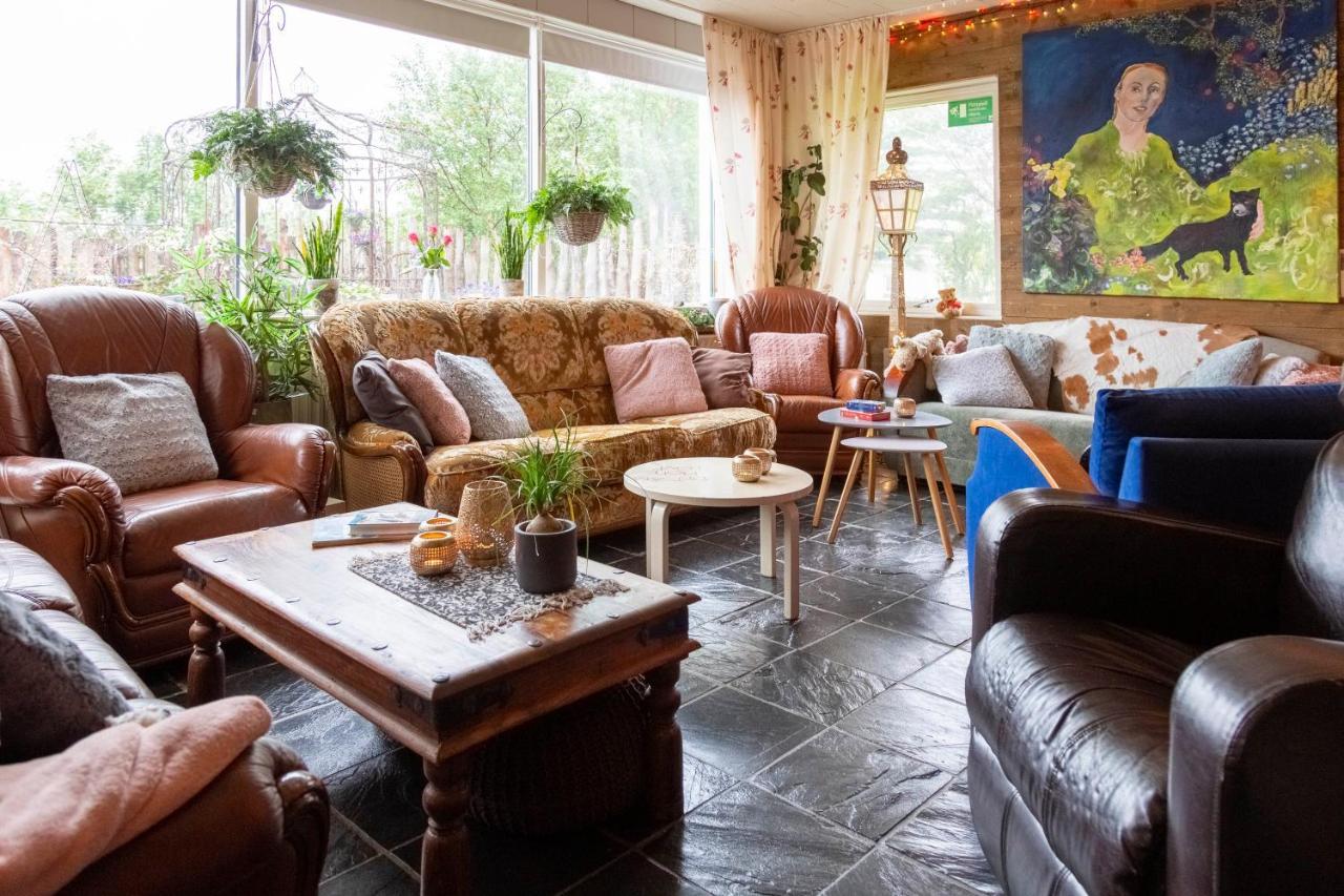 Private And Peaceful One Bedroom Apartments 보르가네스 외부 사진